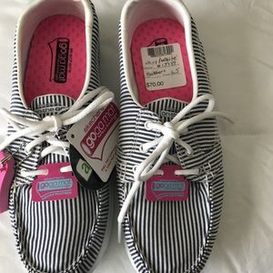 SKETCHERS Navy & White Stripe Deck Sneakers 6.5